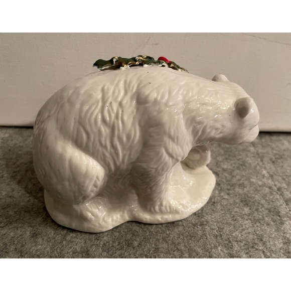 Polar Bear with Holly and Berries Possibly Lefton, Lennox . #1105 - Picture 3 of 5